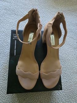 INC International Concepts Hadwin Scallop Block-Heel Sandals
