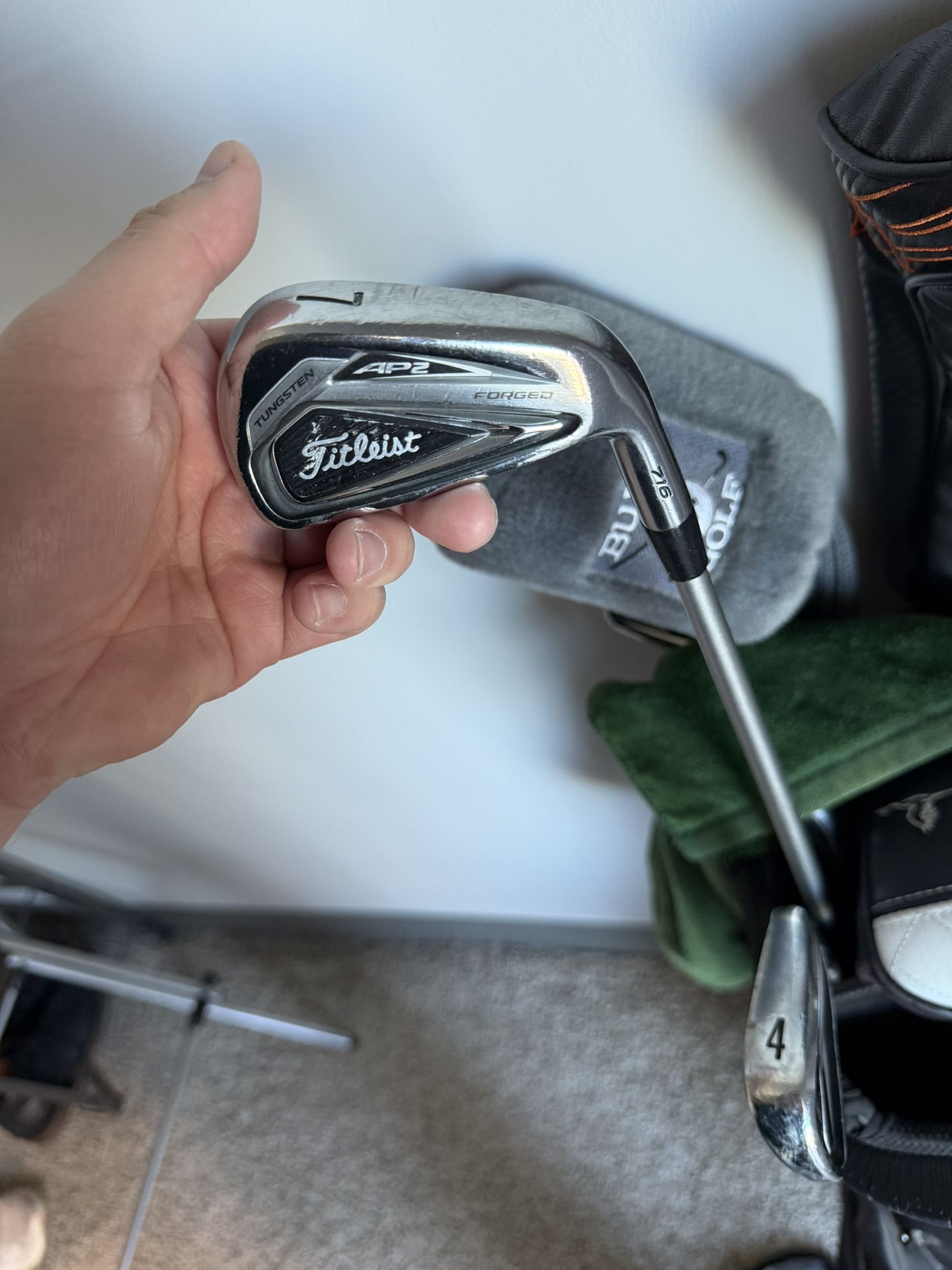 Titleist AP2 Iron Set | TaylorMade Spider Tour Putter