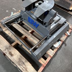 B&W Companion OEM 5th Wheel Hitch w/ Slider for Chevy/GMC Towing Prep Package - Dual Jaw - 20K