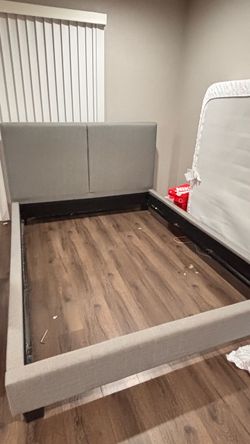 Free Queen grey bed