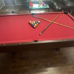 8 Ft Pool Table