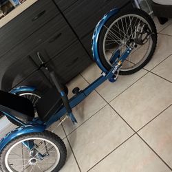 Triciclo  /Trike