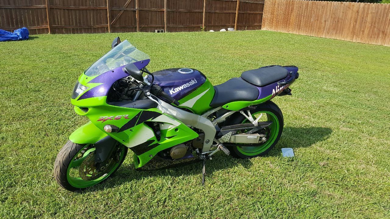 Kawasaki crotch rocket Ninja
