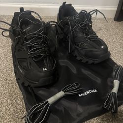 Balenciaga Track Runners (Size: 13)  (NO LED)