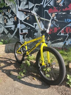 Gt Slammer 20” BMX Bike for Sale in Garden City South, NY - OfferUp Gt Slammer 20” BMX Bike for Sale in Garden City South, NY - OfferUp