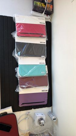 Incase Laptop Sleeves Bundle – Mixed Colors