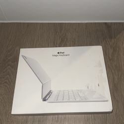 APPLE MAGIC KEYBOARD iPAD AIR 11in