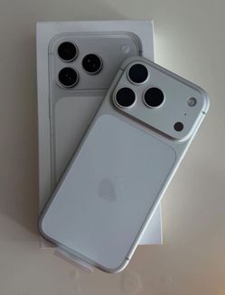 Brand New iPhone ^^17 Pro Max 2TB^^ UNLOCKED ^^ Any Company Works!!