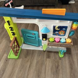 Fisher Price Ultimate Playhouse 
