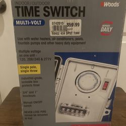 Woods 59402 Indoor/Outdoor Time Switch 40 Amps Multi Volt