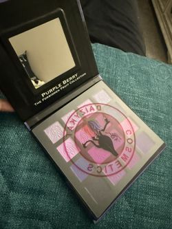 eye shadow palette