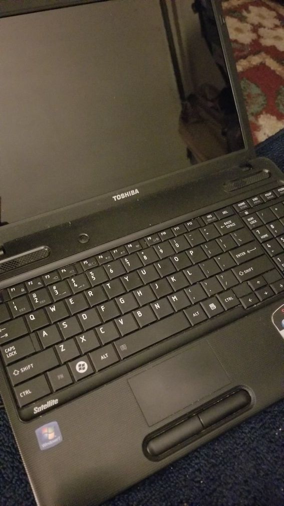 Toshiba Satellite c655 Laptop(Some Of Screen Is Damaged)