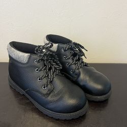 Boys Boots Size 3