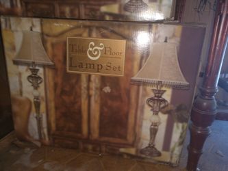 Elegant Lamp Set, 2x, NEW IN BOX