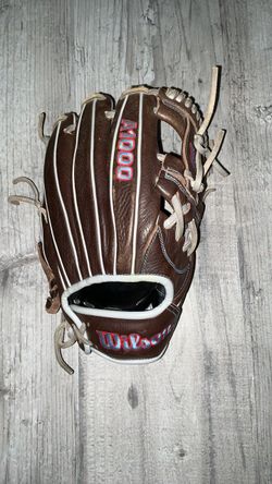 Wilson A1000 size 11 3/4