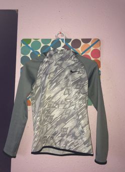 Nike girls sweater