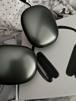 AirPod max