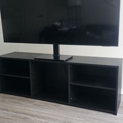 Samsung 65 In Crystal TV and Stand