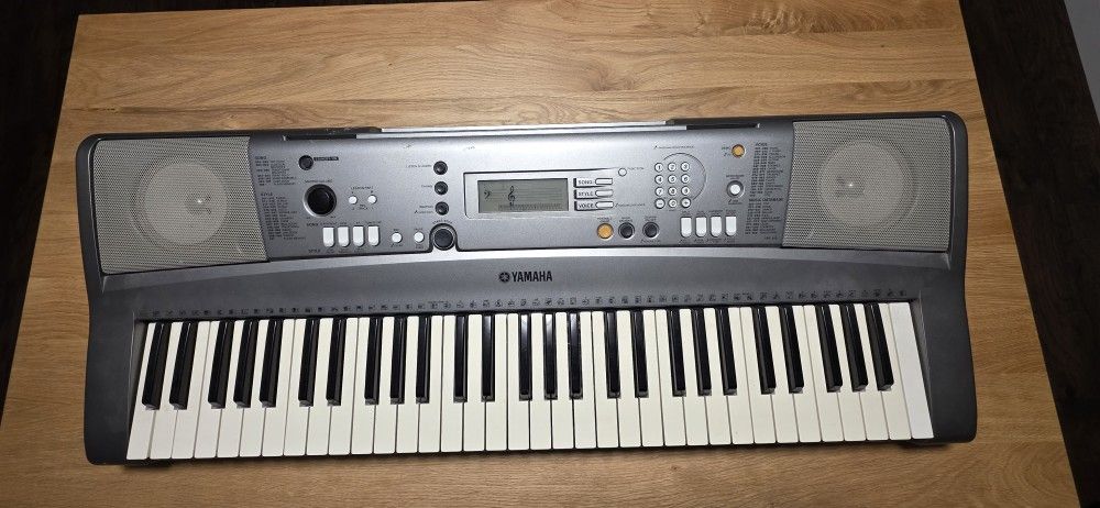 Yamaha ELECTRONIC KEYBOARD