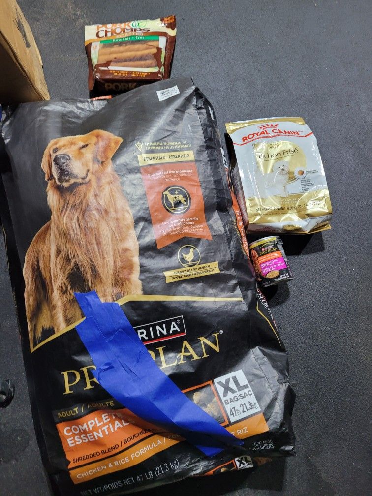 Purina pack...47lbd Bag (Damaged)