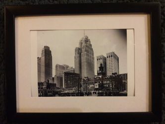 VINTAGE DETROIT SKYLINE PICTURE