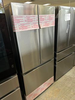 NEW Samsung 25 cu. ft. Width 32.19 inche Standard Depth 3-Door French Door Smart Refrigerator in Stainless Steel with Beverage Center and Dual Ice
