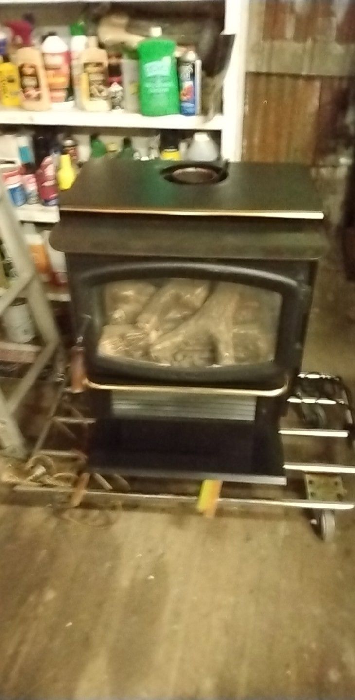 Gas stove Good Condition $175