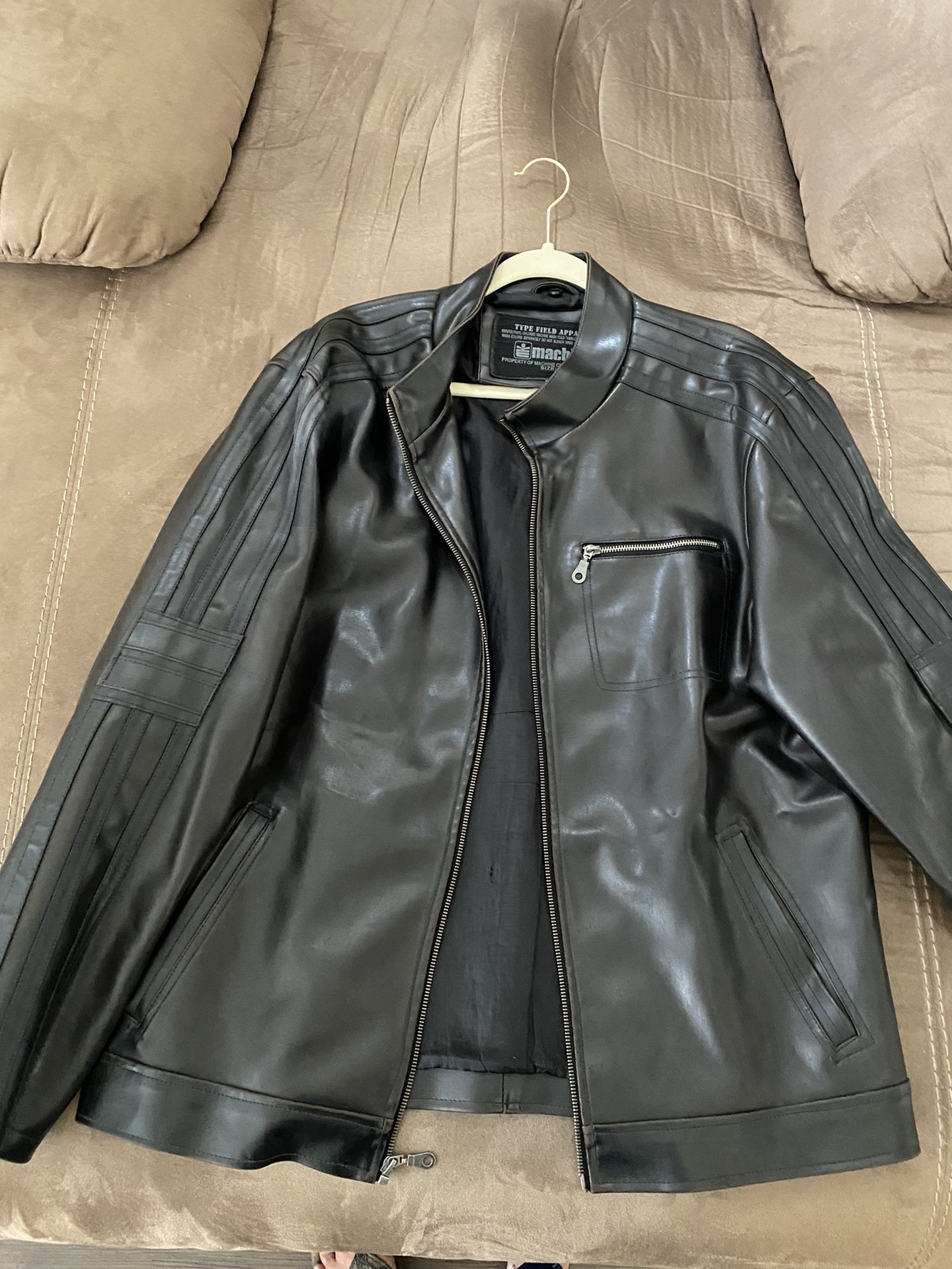 Men’s Leather Jacket