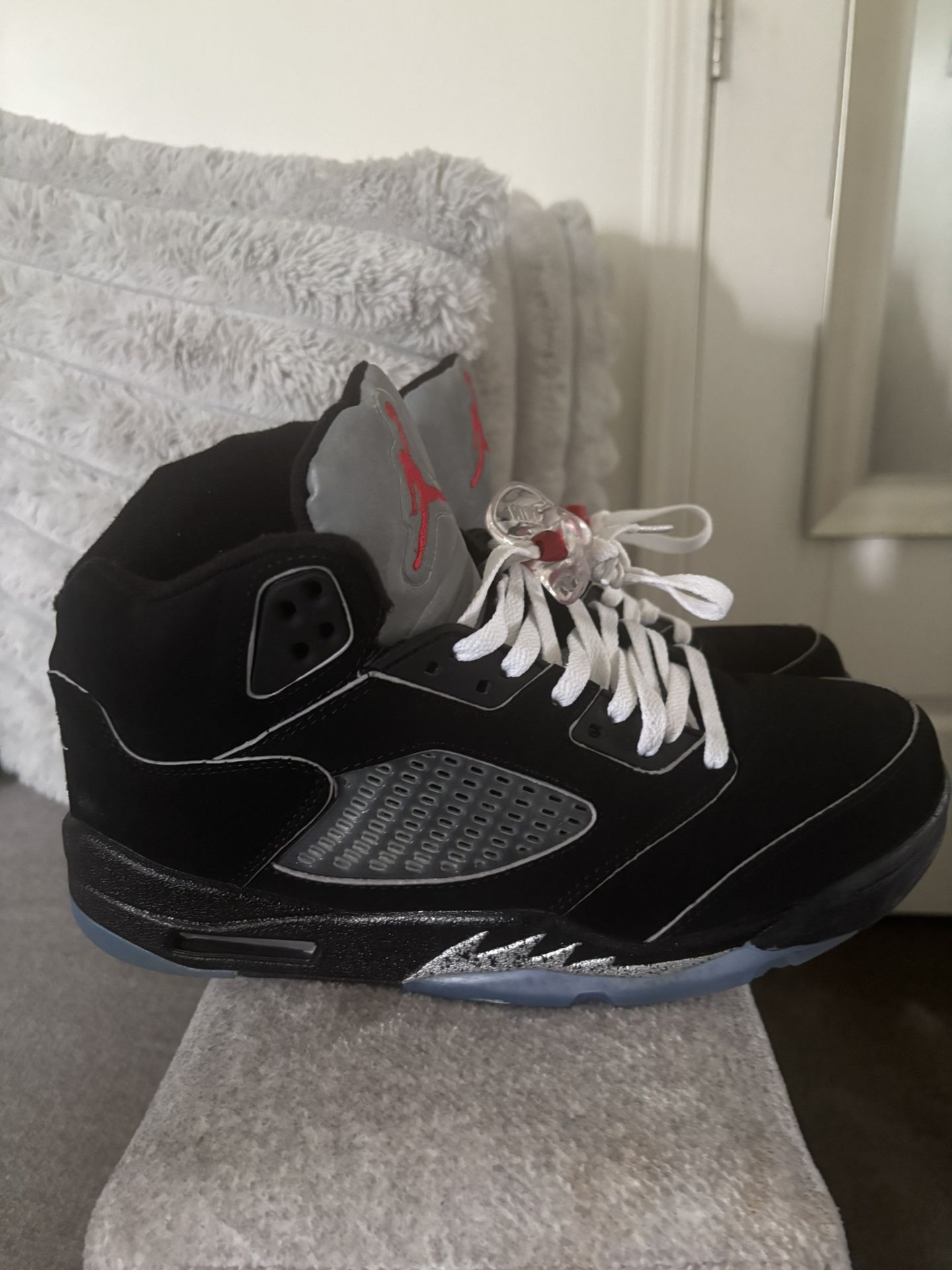 Air Jordan 5 Retro OG 'Black Metallic Reimagined'