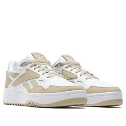 Women's Size 10 ATR Chill Low Top Sneaker Step out in style with the Women's Reebok ATR