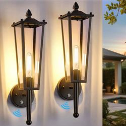 Dusk To Dawn Outdoor Wall Lights