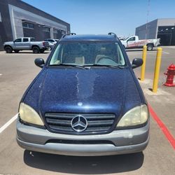 2000 Mercedes-Benz M-Class