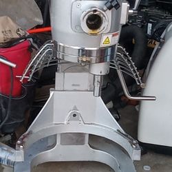 Industrial Restaurant Mixer/ Sentinel