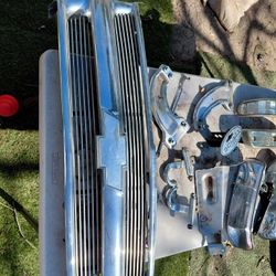 Two thousand three chevy tahoe parts