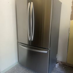 23 cu. ft. French Door Counter-Depth Refrigerator LG