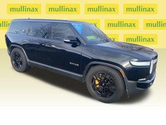 2023 Rivian R1S