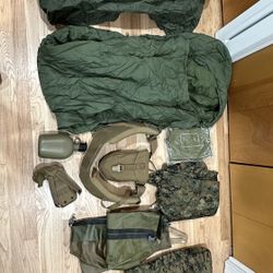 lot of original military equipment from the US Army sleeping bags,