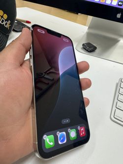 iPhone 13 Pro Max 256 GB white Unlocked For All Carriers