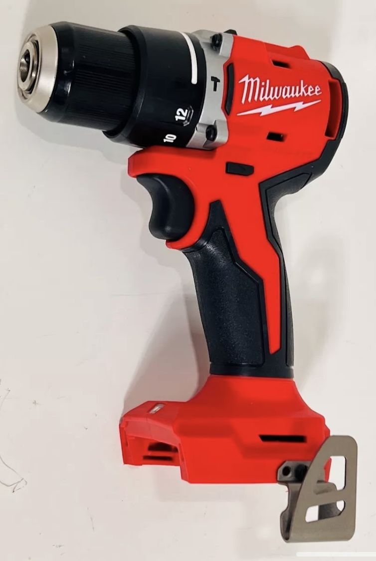 milwaukee m18 hammerdrill for sale