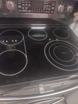 Samsung stainless steel 30 inch double oven.Electric flat top works good thirty day warranty price reduced