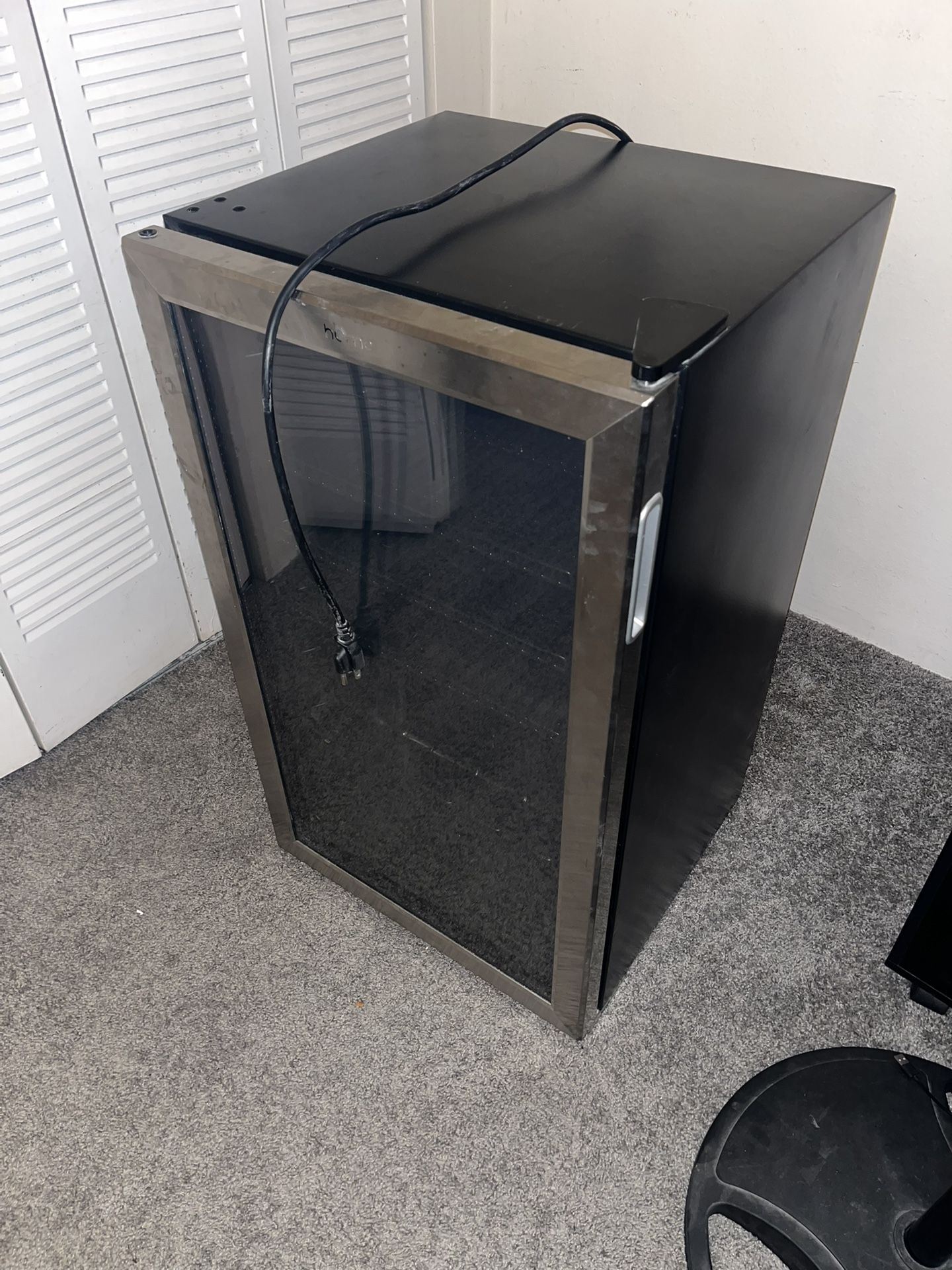 Glass door Mini fridge