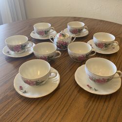 Vintage Japanese Porcelain Tea Cups & Saucer Set