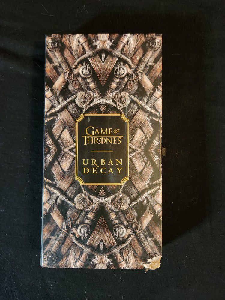 Limited Edition Game Of Thrones Urban Decay Makeup Pallette