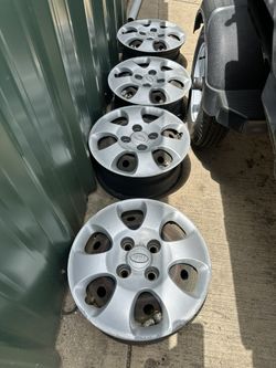 Kia Wheel Tires And Hub Caps