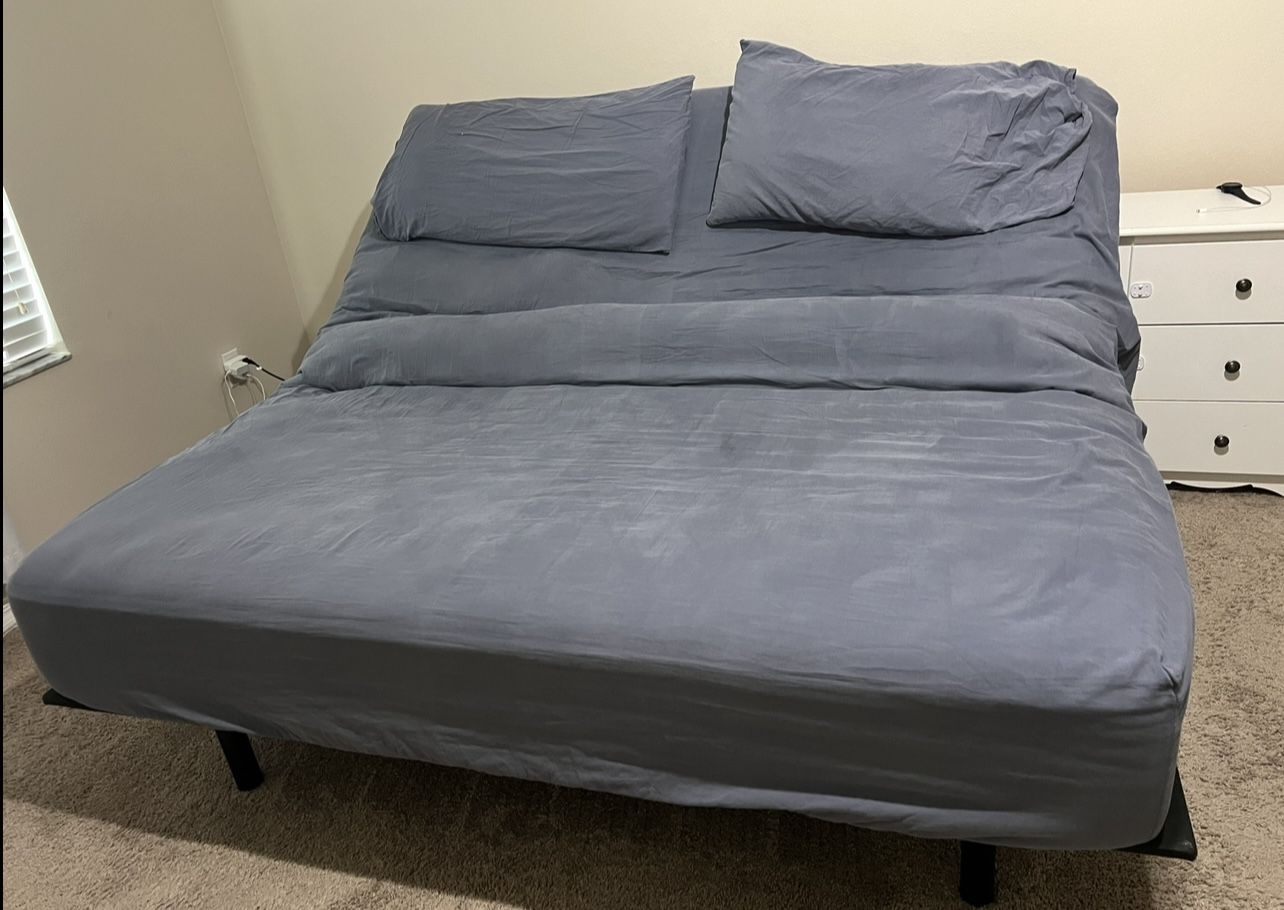 King Adjustable Bed Frame With Mattress
