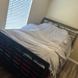 Metal Bed Frame 
