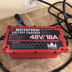 Cargador On Board De Golf Cart Waterproof   Entrega Afuera De McDonald’s 3590 n Zaragoza 