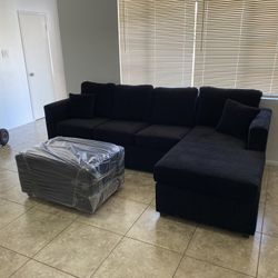 Black Sectional With Free Ottoman ‼️different Colors Available ‼️