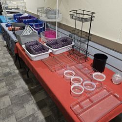 Organization items / racks / 45 pieces / $30 /Celebration Area

*** CHECK OUT MY OTHER ITEMS FOR SALE TOO! 😊 ***