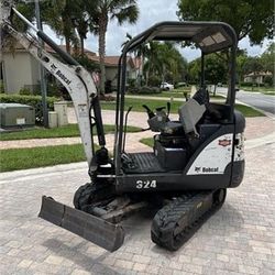 2014 Bobcat 324 ⚡ Financing Available ⚡